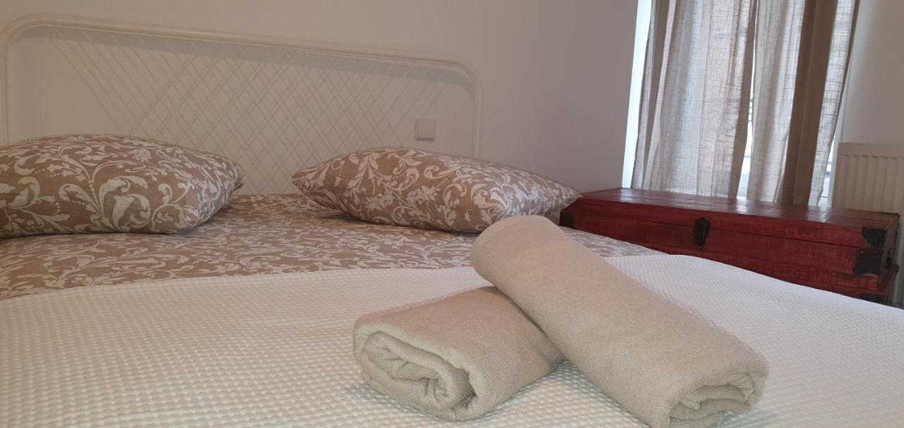 Santocha : Appartement En Plein Coeur De Ville ! Carcassonne Zewnętrze zdjęcie