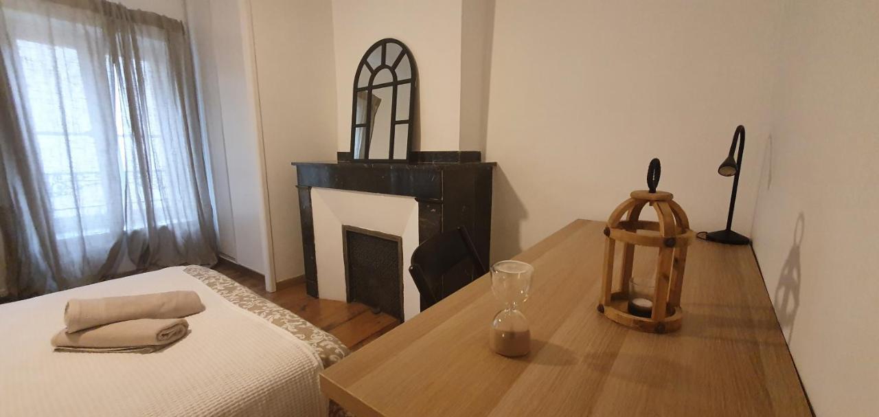 Santocha : Appartement En Plein Coeur De Ville ! Carcassonne Zewnętrze zdjęcie