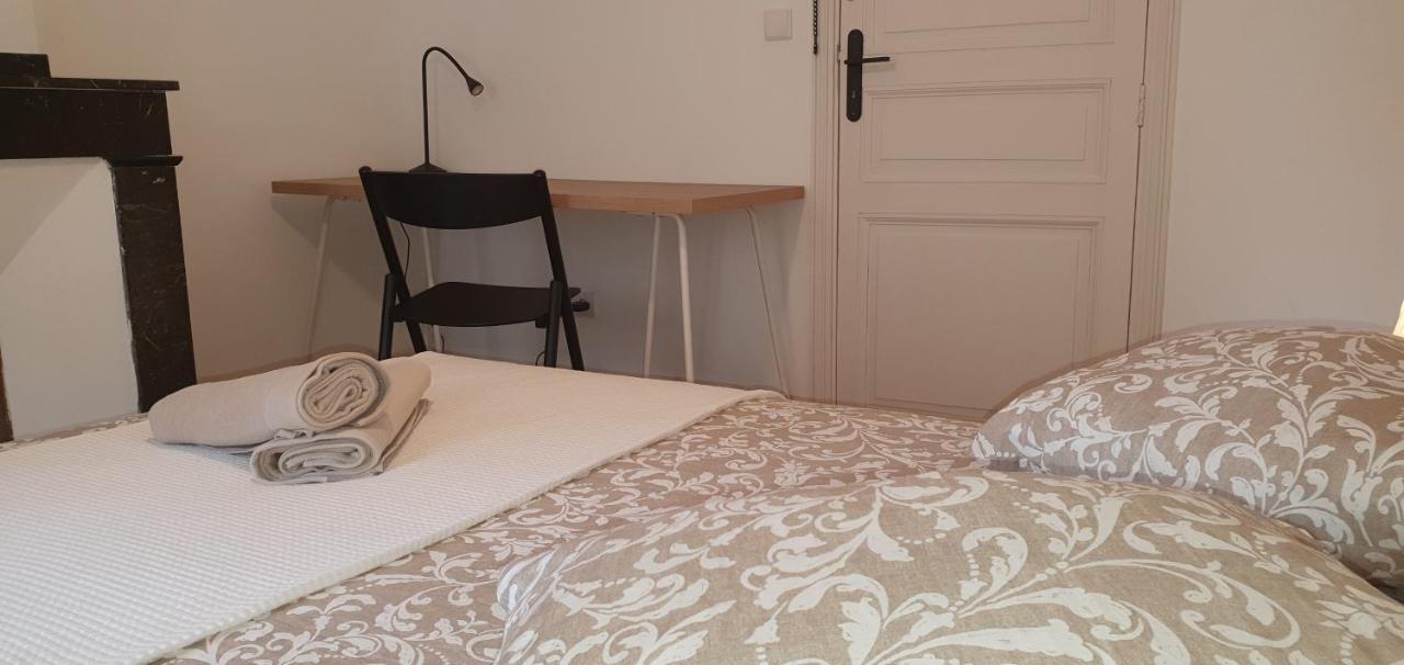 Santocha : Appartement En Plein Coeur De Ville ! Carcassonne Zewnętrze zdjęcie